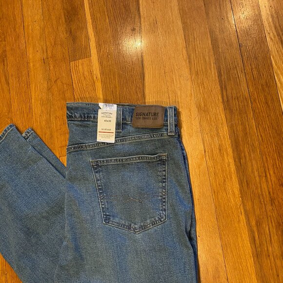 CLOSING 9/12 FOR MOVE!!  Levi Strauss S61 Relaxed Flex Jeans NWT 40 X 30 - Picture 2 of 6